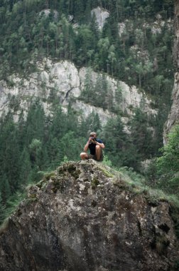 Fotoğraf en güzel Transfagaran yolda yürüyüş