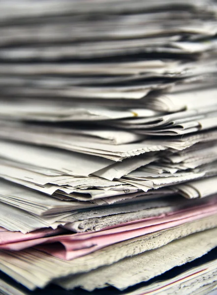 Gestapelte Zeitungen Schließen Sich Foto Von Papierrändern — Stockfoto