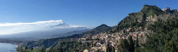 Ville Taormine Sicile Arrière Plan Fumeur Volcan Etna — Photo