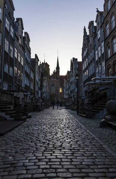 Gdansk eski şehir Florianska sokak Alacakaranlık resmi