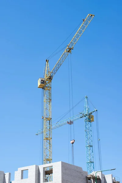 Gru Costruzione Sfondo Cielo Blu Copia Spazio Testo — Foto Stock