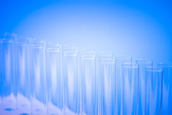 Tubos de ensaio de laboratório, ciência resumo de fundo — Fotografia de Stock