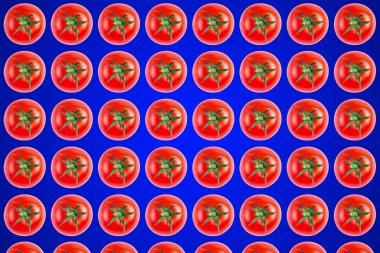 Mavi arkaplanda kırmızı domates deseni var.. 