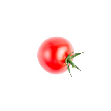 Beyaz arka planda kırmızı domateslerin sebze deseni. İzole edilmiş 