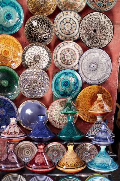 Gatumarknad Hand Gjord Och Målade Skålar Från Marocko — Stockfoto