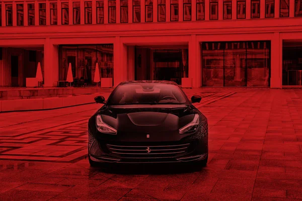 Varsovia Polonia 2018 Ferrari Patio Del Edificio Socialista Realista Donde — Foto de Stock