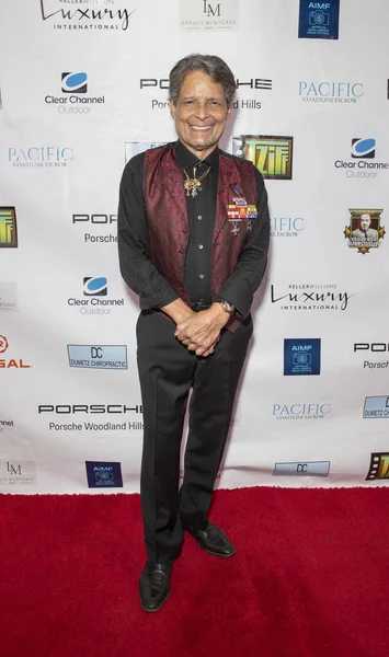 Josh Cruze arrives at the film premiere of 