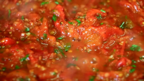 Cocinar Verduras Frescas Primer Plano Tomate Pimienta — Vídeo de stock