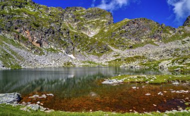 Yüksek dağ güzel manzara