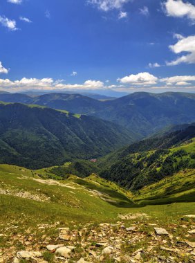 Yüksek dağ güzel manzara