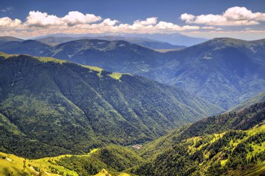 Yüksek dağ güzel manzara