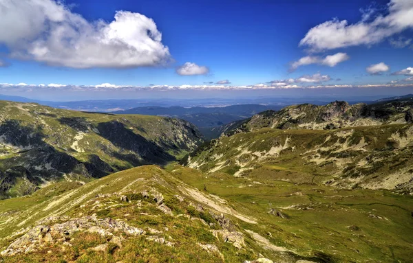 Yüksek dağ güzel manzara