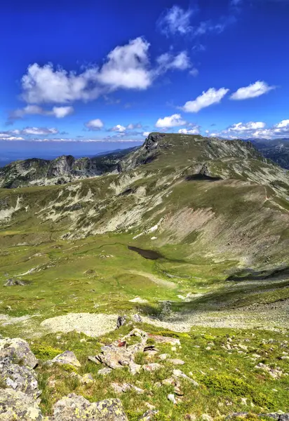 Yüksek dağ güzel manzara