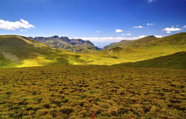 Yüksek dağ güzel manzara