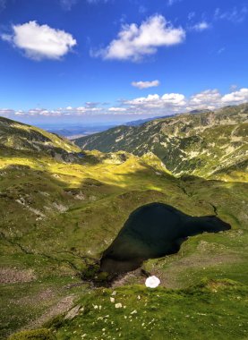Yüksek dağ güzel manzara