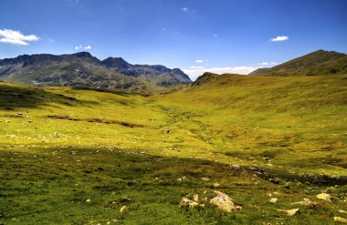 Yüksek dağ güzel manzara