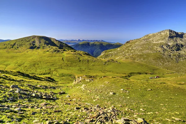 Yüksek dağ güzel manzara
