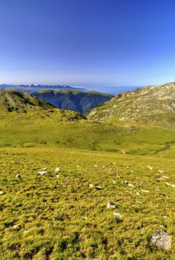 Yüksek dağ güzel manzara