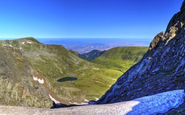 Yüksek dağ güzel manzara