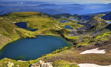 Dağ gölleri ile güzel manzara