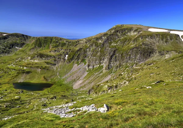 Yüksek dağ güzel manzara