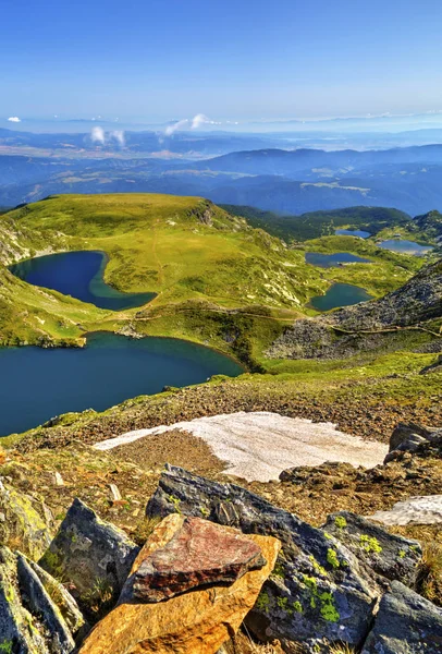 Dağ gölleri ile güzel manzara
