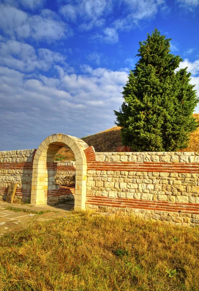 Είσοδο Και Πέτρινο Τοίχο Του Αρχαίου Ιερού — Φωτογραφία Αρχείου