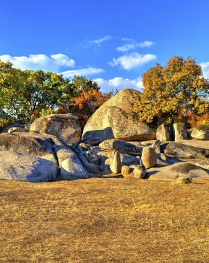 Bulgaristan'da eski Trakya sığınak ile güzel manzara