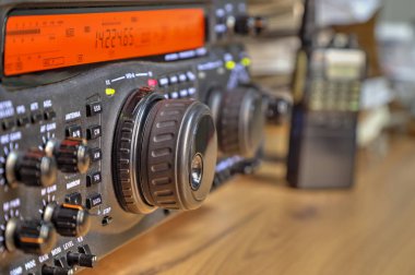 Modern yüksek frekanslı radyo Amatör telsiz portre