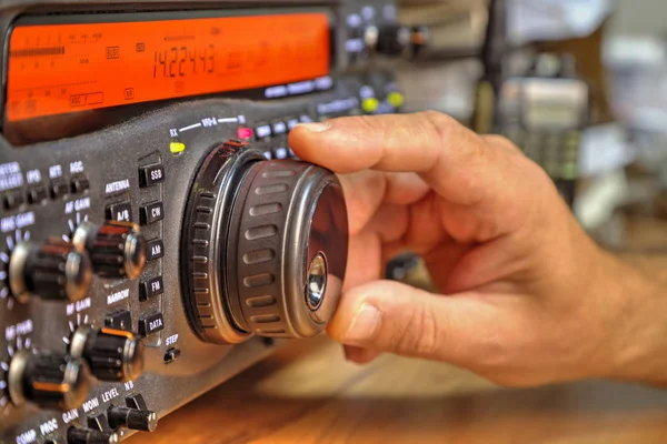 Μοντέρνο Υψηλής Συχνότητας Ραδιο Ερασιτέχνες Πομποδέκτη Closeup — Φωτογραφία Αρχείου