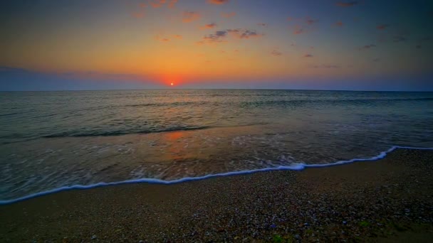 Schöner Sonnenaufgang Über Dem Strand — Stockvideo