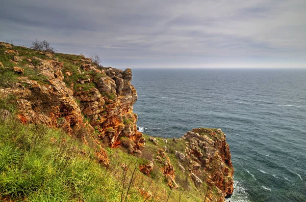 Beau Paysage Avec Mer Bleue Rivage Rocheux — Photo