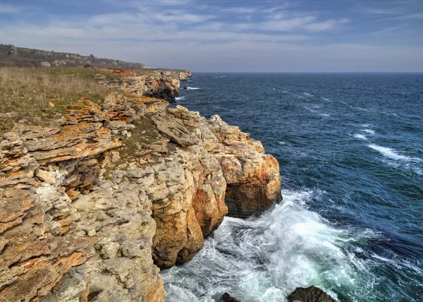 Beau Paysage Avec Mer Bleue Rivage Rocheux — Photo