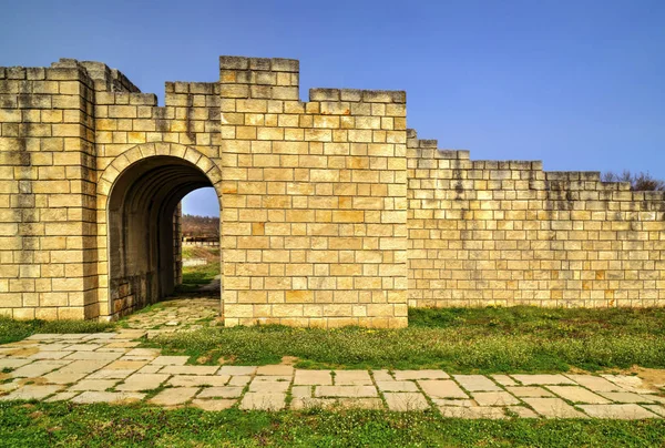 Muro Pietra Solida Ingresso Antica Fortezza — Foto Stock