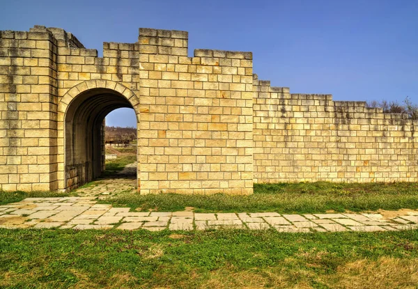 Solid Stone Wall Entrance Ancient Fortress — Stock Photo, Image