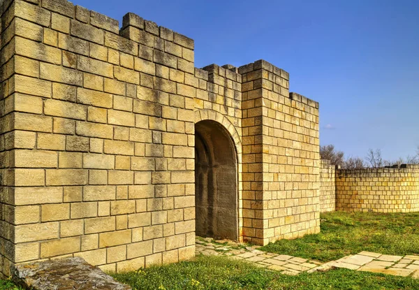 Muro Pietra Solida Ingresso Antica Fortezza — Foto Stock