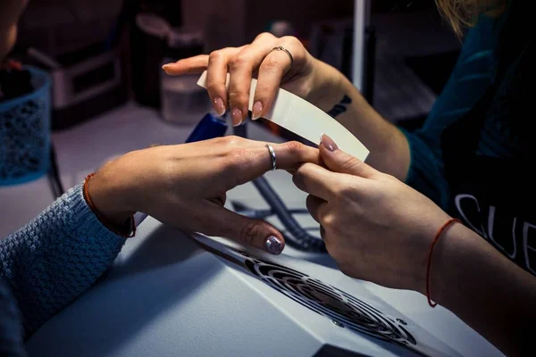 parmak ile çalışma ana tırnak