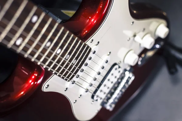 Closeup görünümünü vintage klasik elektrik rock les paul gitar