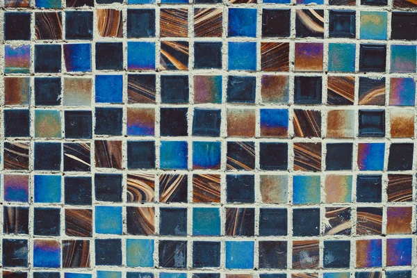 farklı renklerde karo kareler yapılmış çok renkli soyut doku mozaik