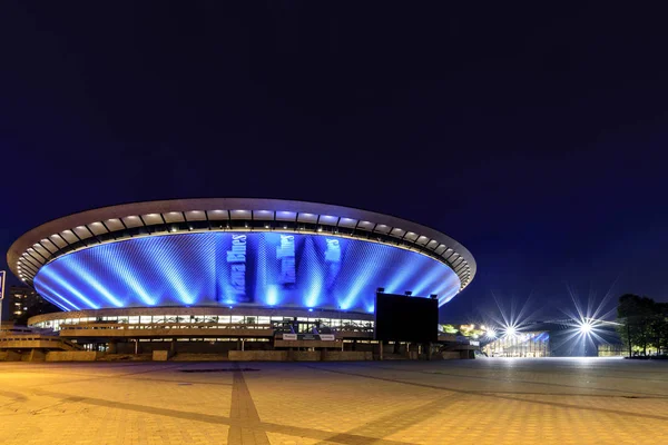 Modern Stadion Gebouw Bij Europese Stad Bij Nacht — Stockfoto