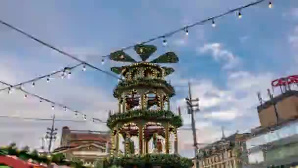 Tempo Caducidade Imagens Carrossel Praça Antiga Cidade Europeia — Vídeo de Stock
