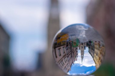 Kristal top aracılığıyla Katolik Kilisesi 
