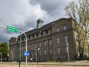 Güzel bulutların arka planda Belediye Zabrze 