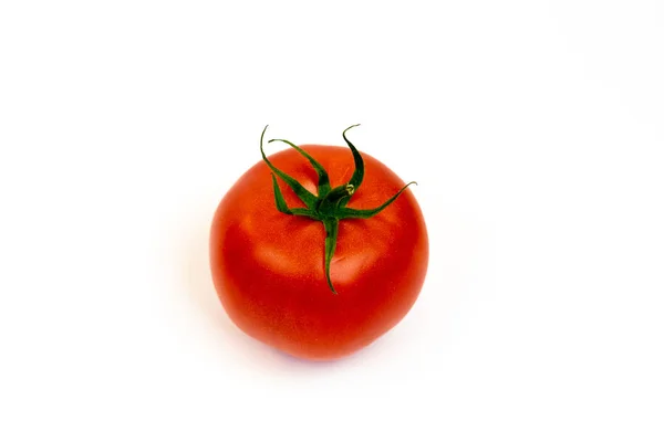 番茄被隔离 番茄与修剪路径 全场深度 新鲜番茄隔离在白色背景 — 图库照片