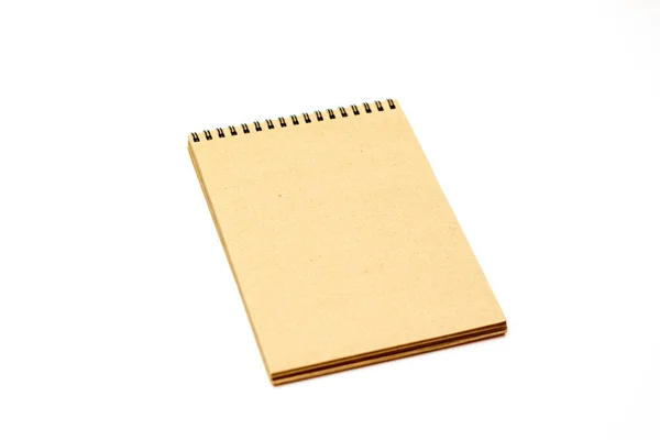 デザインコンセプト モックアップ用の白い背景に分離されたノートブックのトップビュー — ストック写真