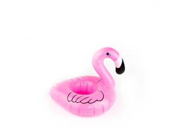 Beyaz bir arka plan üzerinde Dev şişme Flamingo, havuz float parti, trendy yaz konsepti