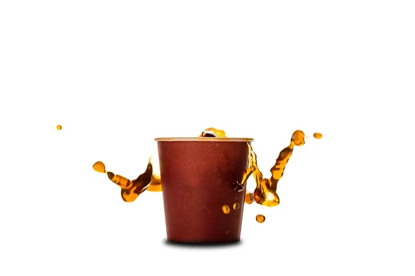 Чашка Брызгами Кофе Чая Разделены Белом Фоне Горячий Напиток Брызгами — стоковое фото