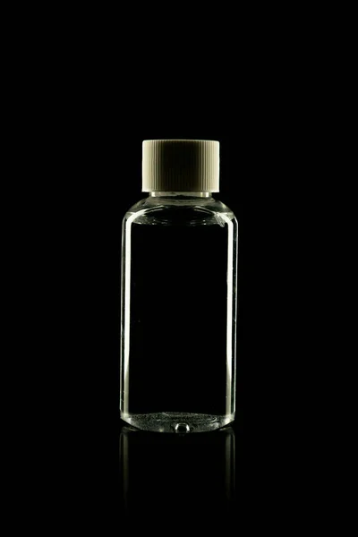 Kosmetisk Produkt Flaska För Grädde Skum Schampo Svart Bakgrund — Stockfoto