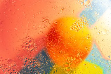 Işık aydınlatmaile mavi kabarcıkların soyut arka planı ve dokusu. 