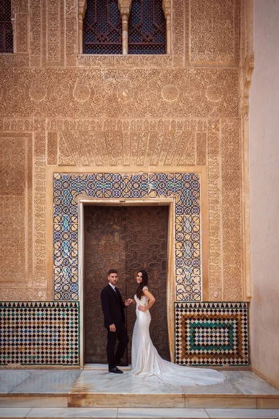 Belo Par Romântico Casamento Alhambra Cerimônia Casamento Alhambra — Fotografia de Stock